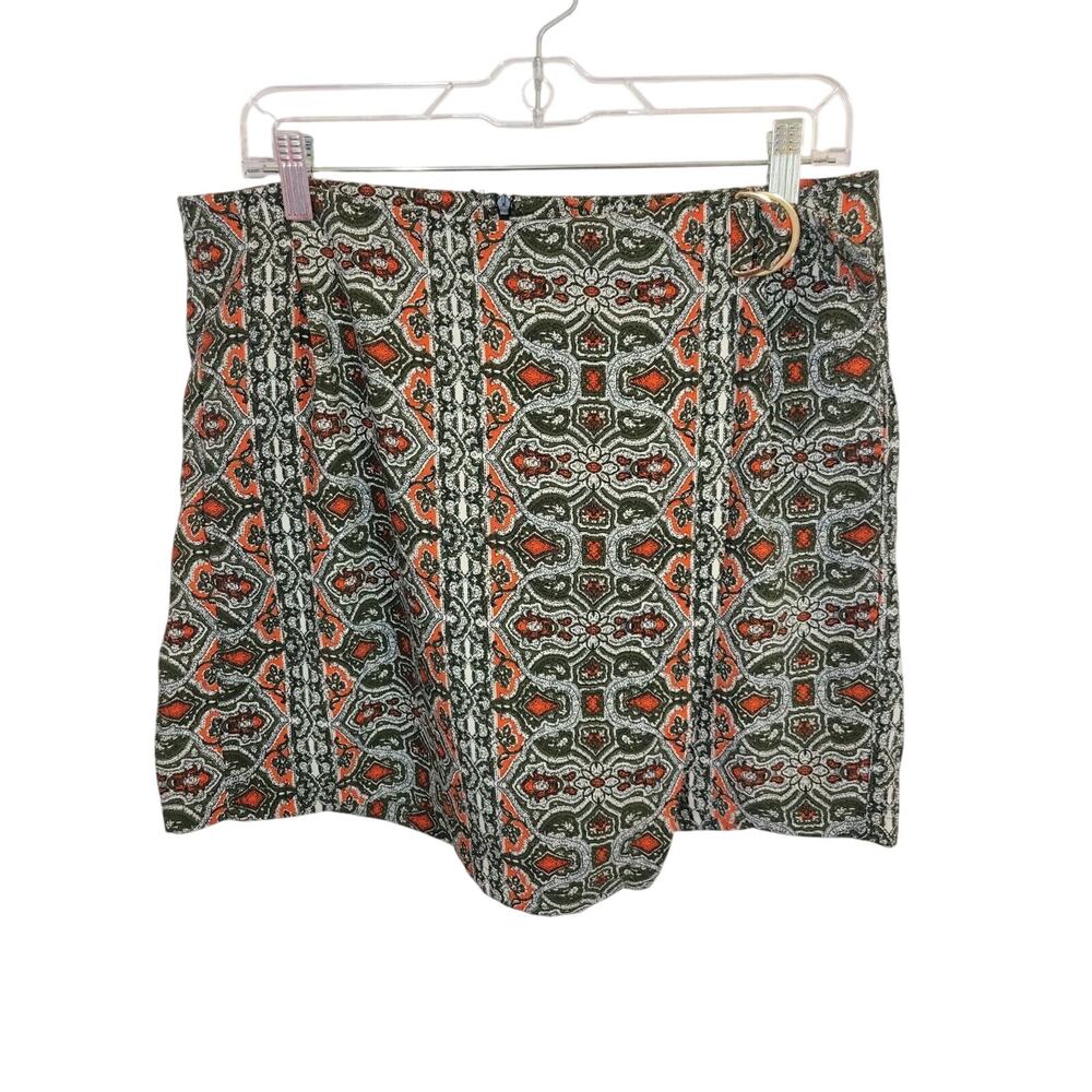 Cato Est. 1946 Red Gray Geometric Print Polyester‎ Casual Skort Women's Size 10